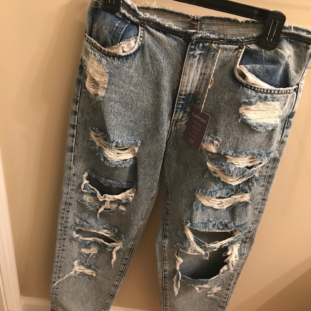 LF carmar ripped jeans
